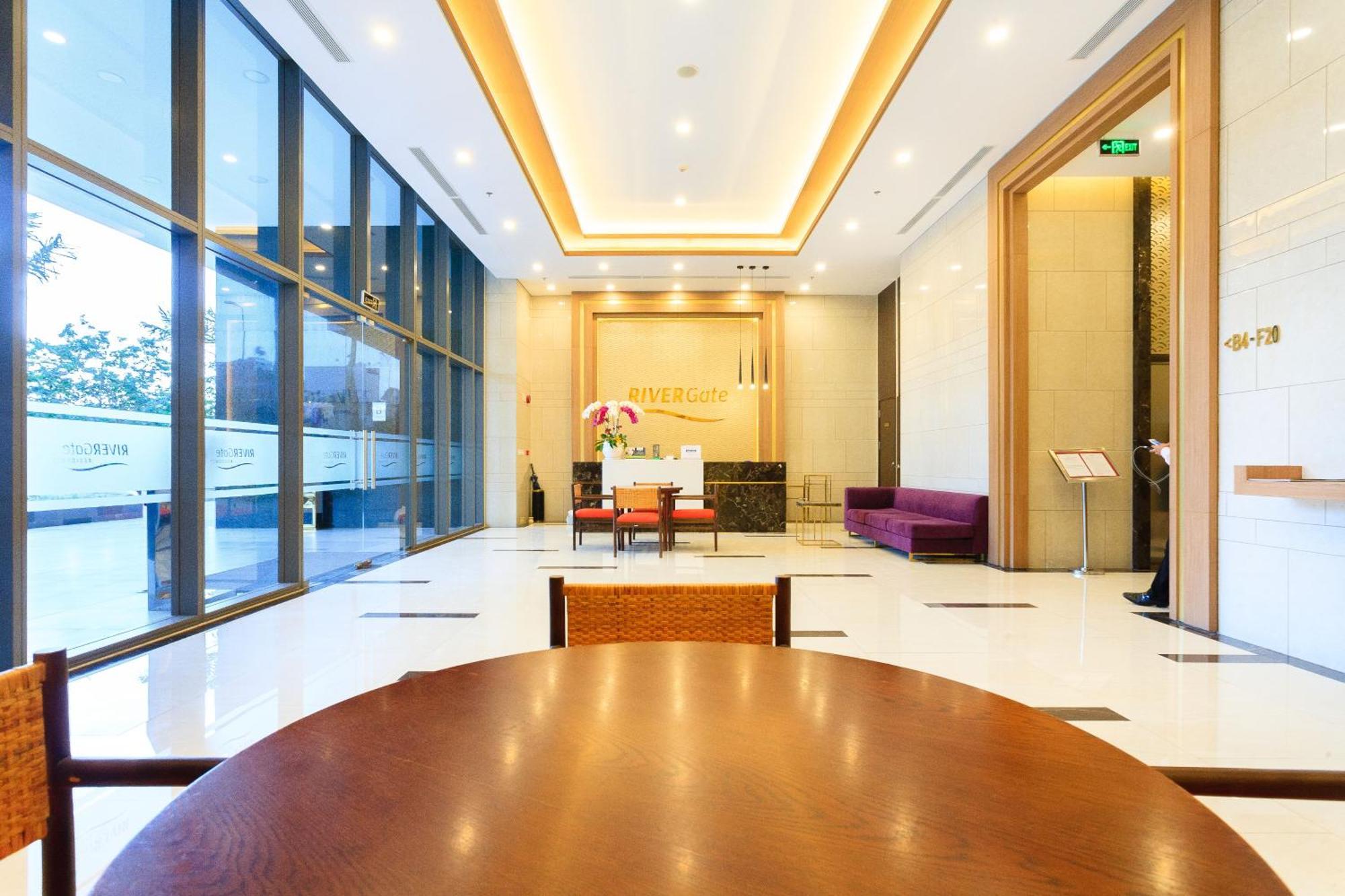 Awesome Rivergate Apartment - Cbd In Hcm City 호치민 외부 사진