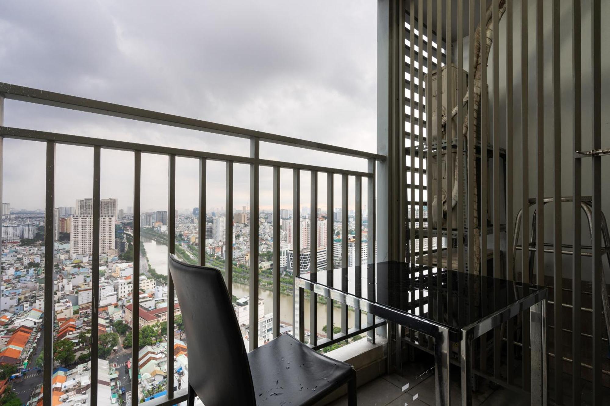 Awesome Rivergate Apartment - Cbd In Hcm City 호치민 외부 사진